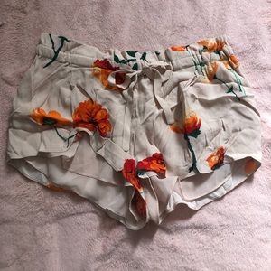 Aritzia Wilfred Shorts